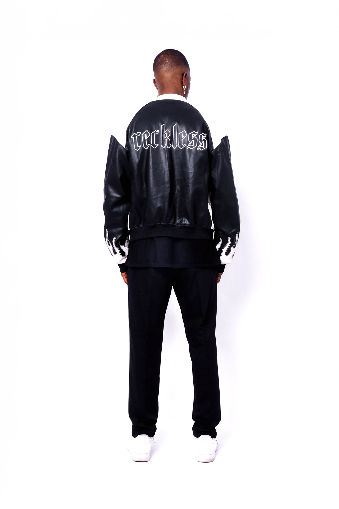 VESTE SIMILICUIR FLAMME NOIR/BLANCHE