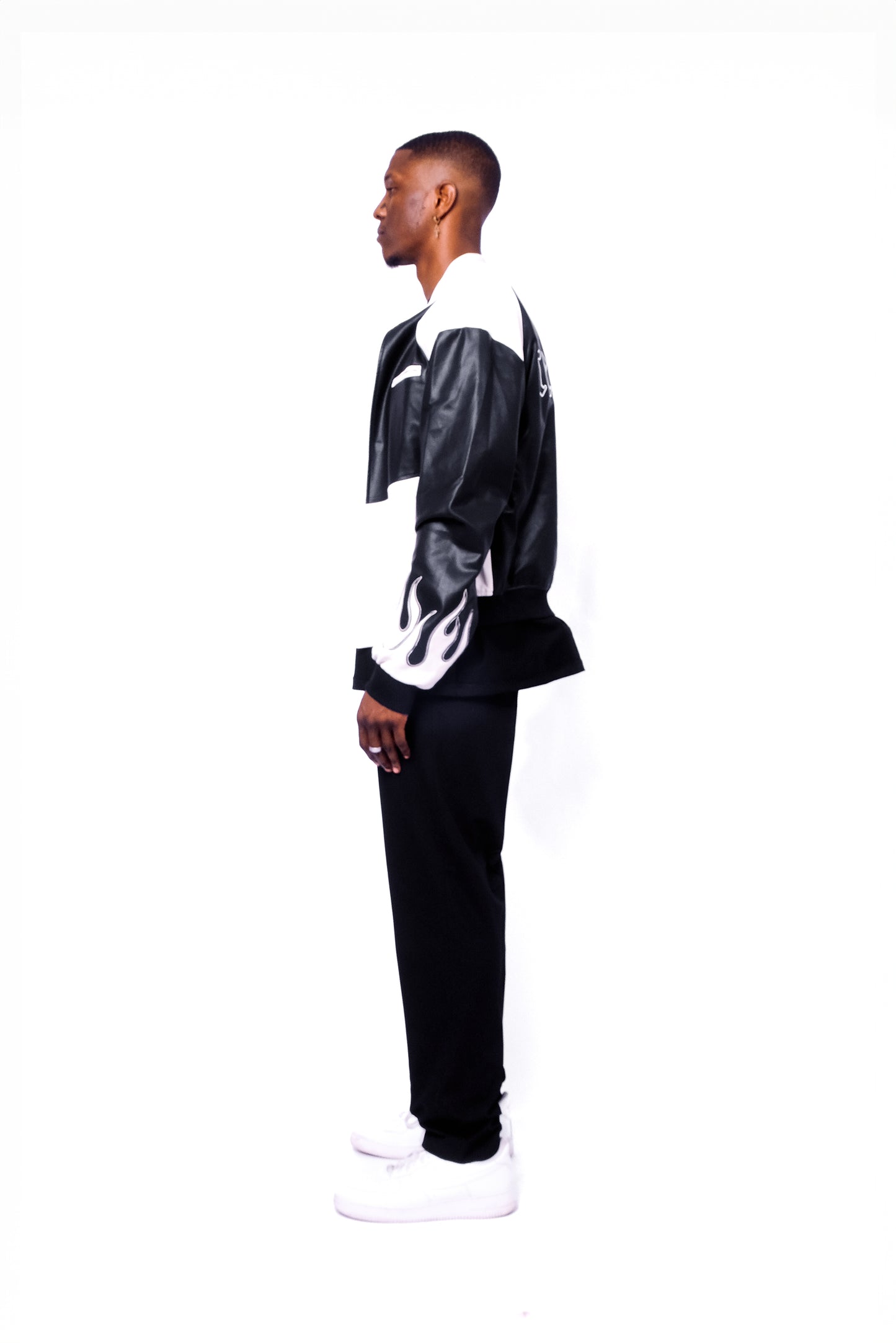 VESTE SIMILICUIR FLAMME NOIR/BLANCHE