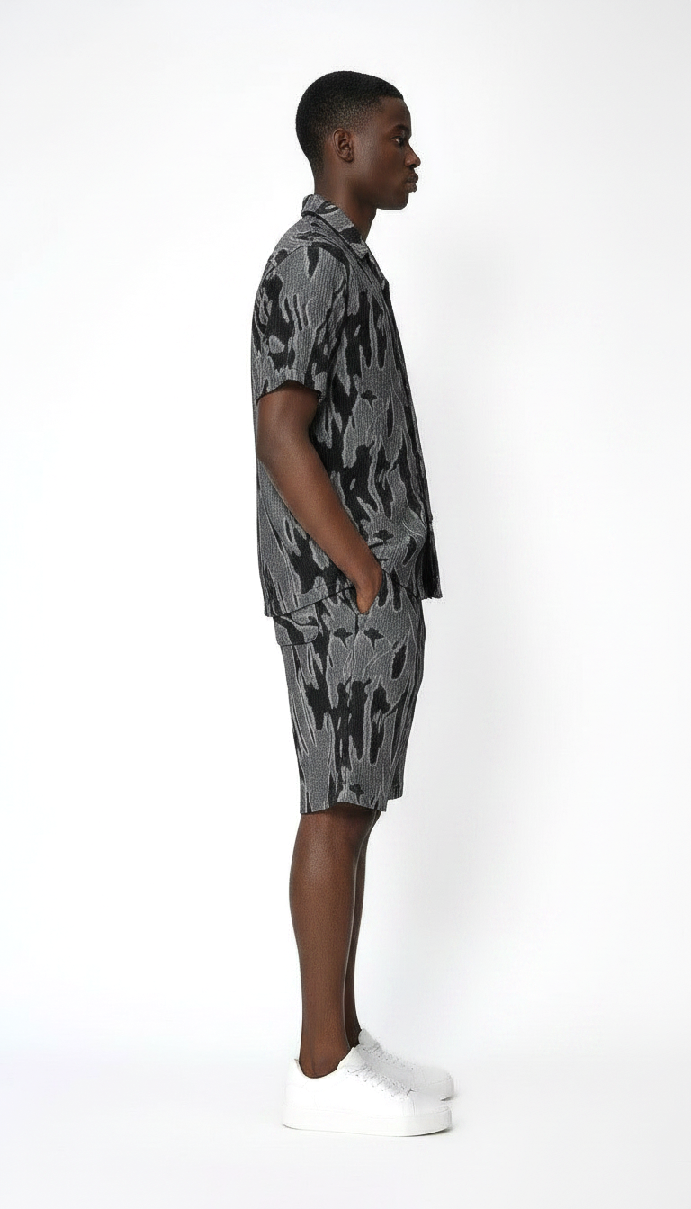 GLITCH SHORT